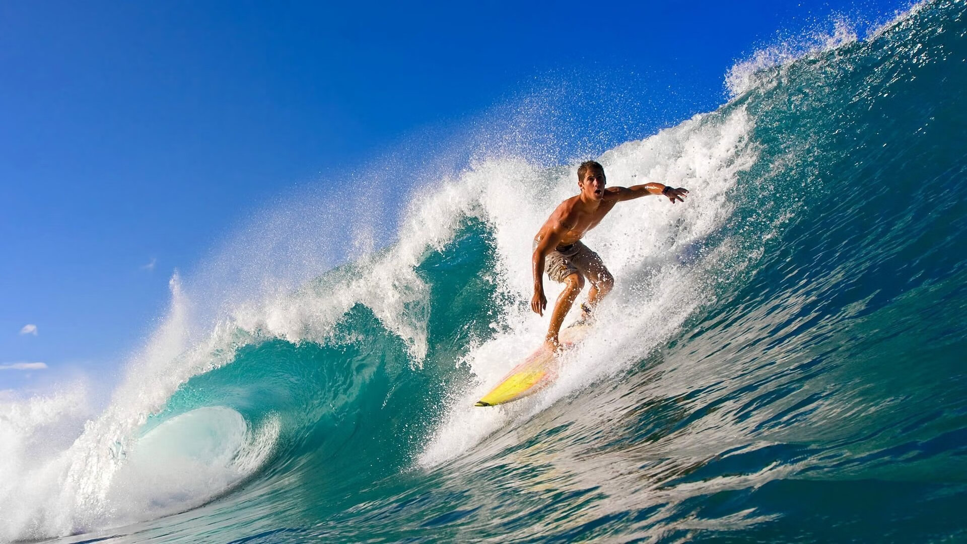 爱游戏在线娱乐官网-“短柄墙球：高新区全民健身馆，快速决策与精准击球，谁能在瞬息间扭转战局？”